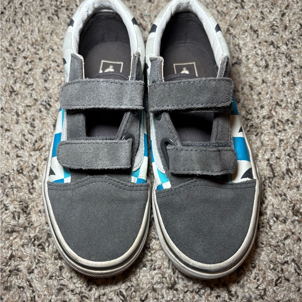 Vans Kids Sneakers in Gray and Blue Pattern Shark Week Edition